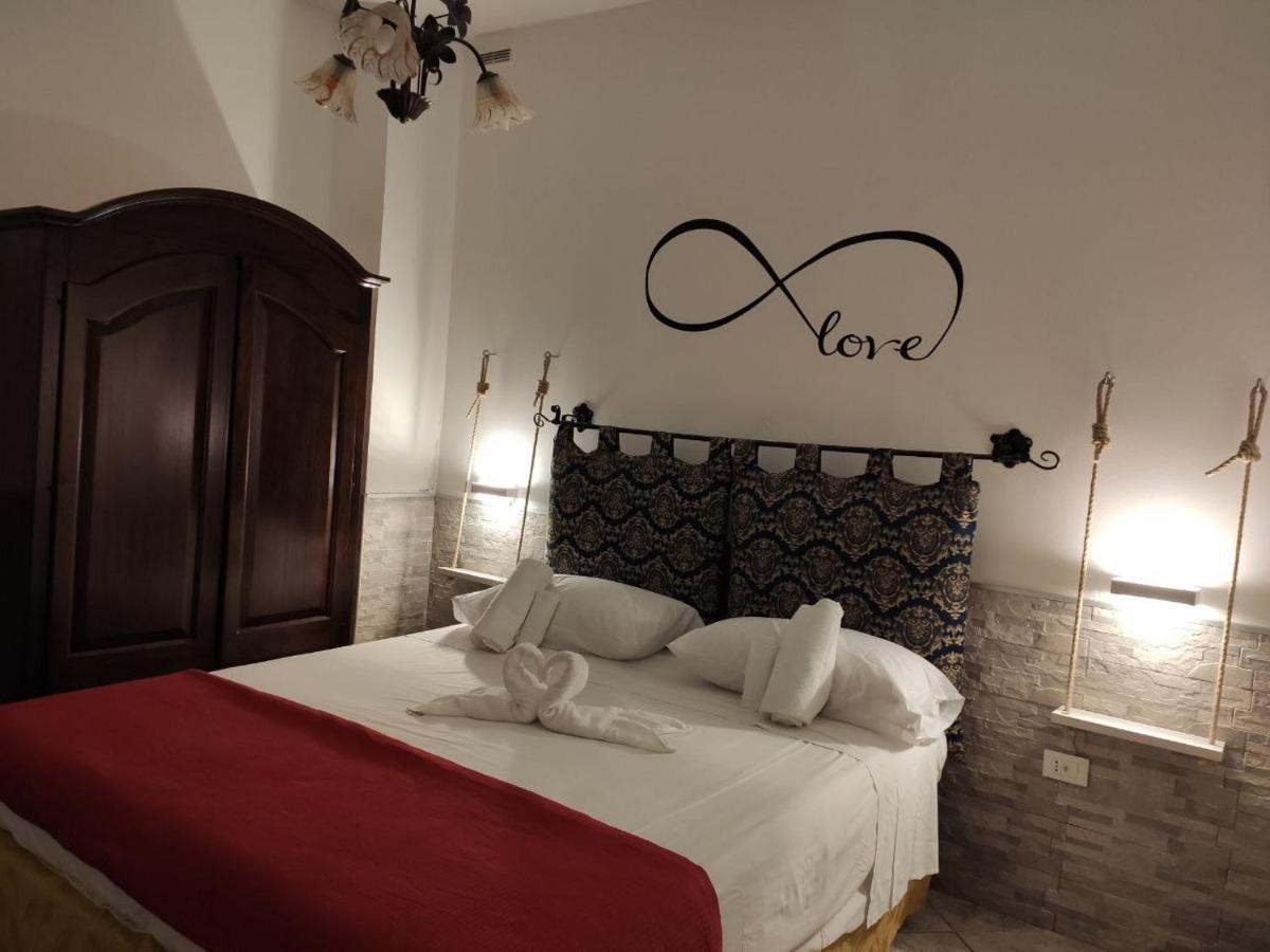 Casa Vacanza Villa Teresa Dix Torre Lapillo Eksteriør billede