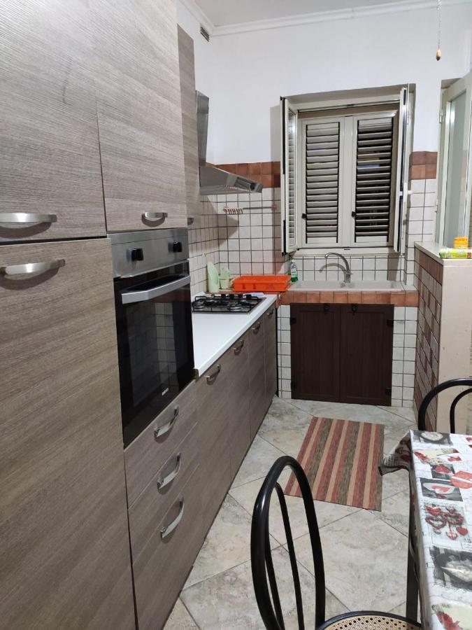 Casa Vacanza Villa Teresa Dix Torre Lapillo Eksteriør billede